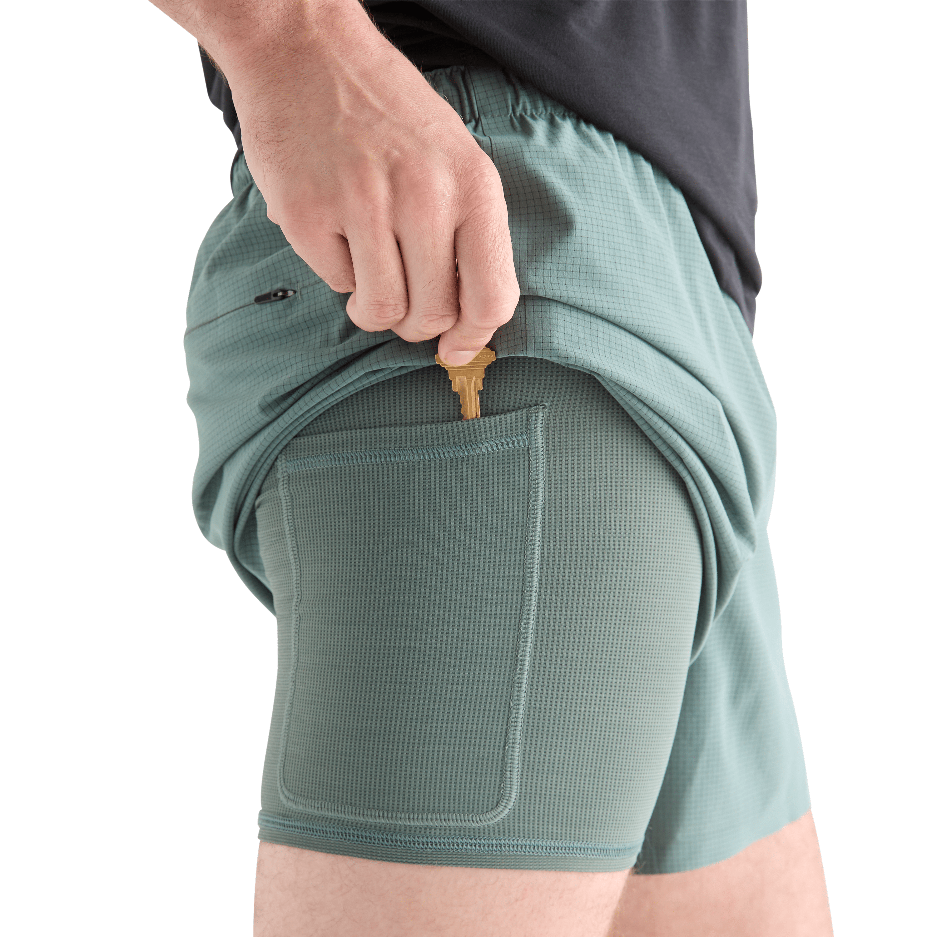 Men's Balsam Light Lined Short 5" Pocket Angle